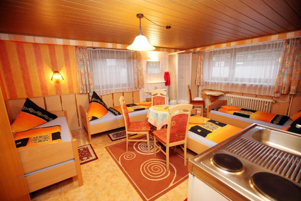 Hotel-Pension Klaer Speyer Room photo